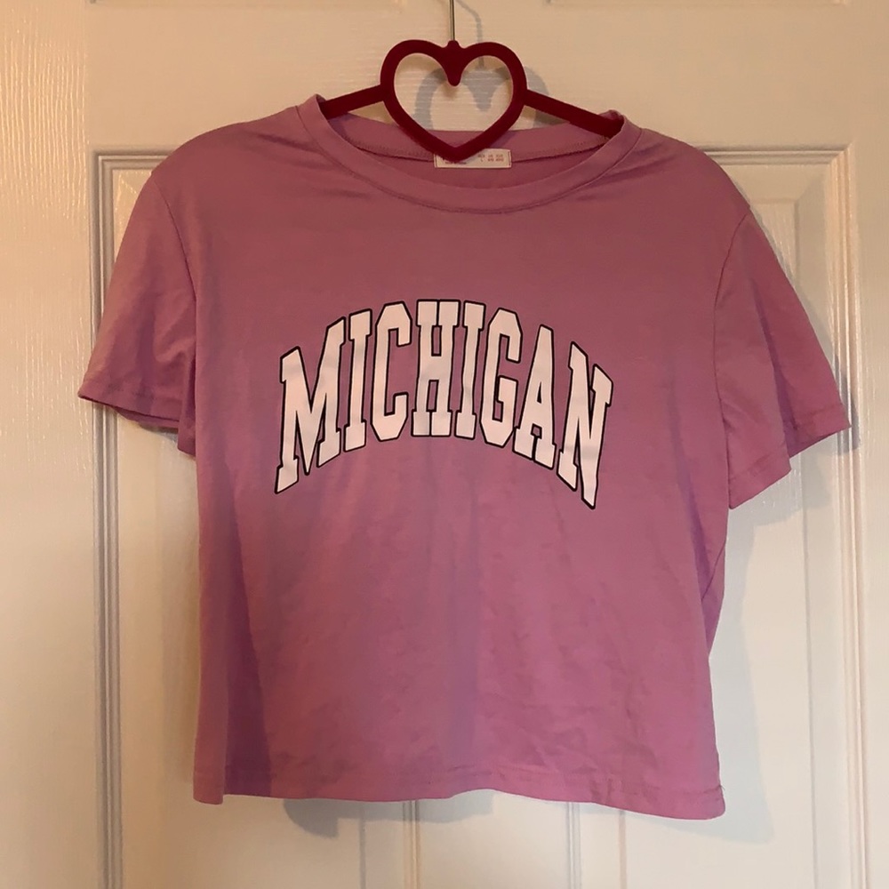 Women’s graphic tee